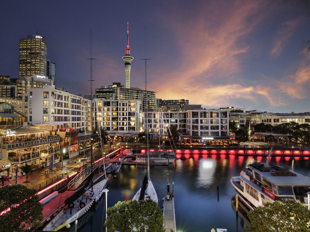 https://www.accorhotels.com/8759